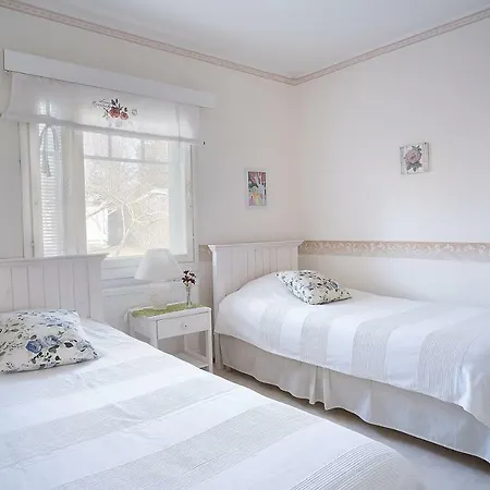Westbay Bed & Breakfast