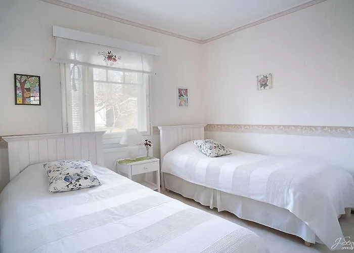 Westbay Bed & Breakfast